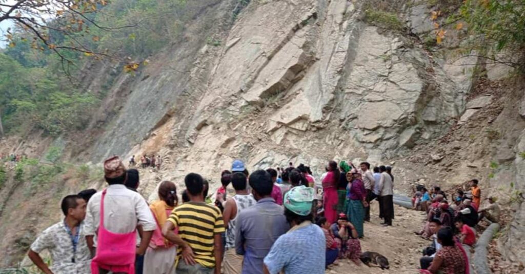 पाल्पामा सुक्खा पहिरोले पुरिएर एक पुरुष बेपत्ता, खोजी जारी